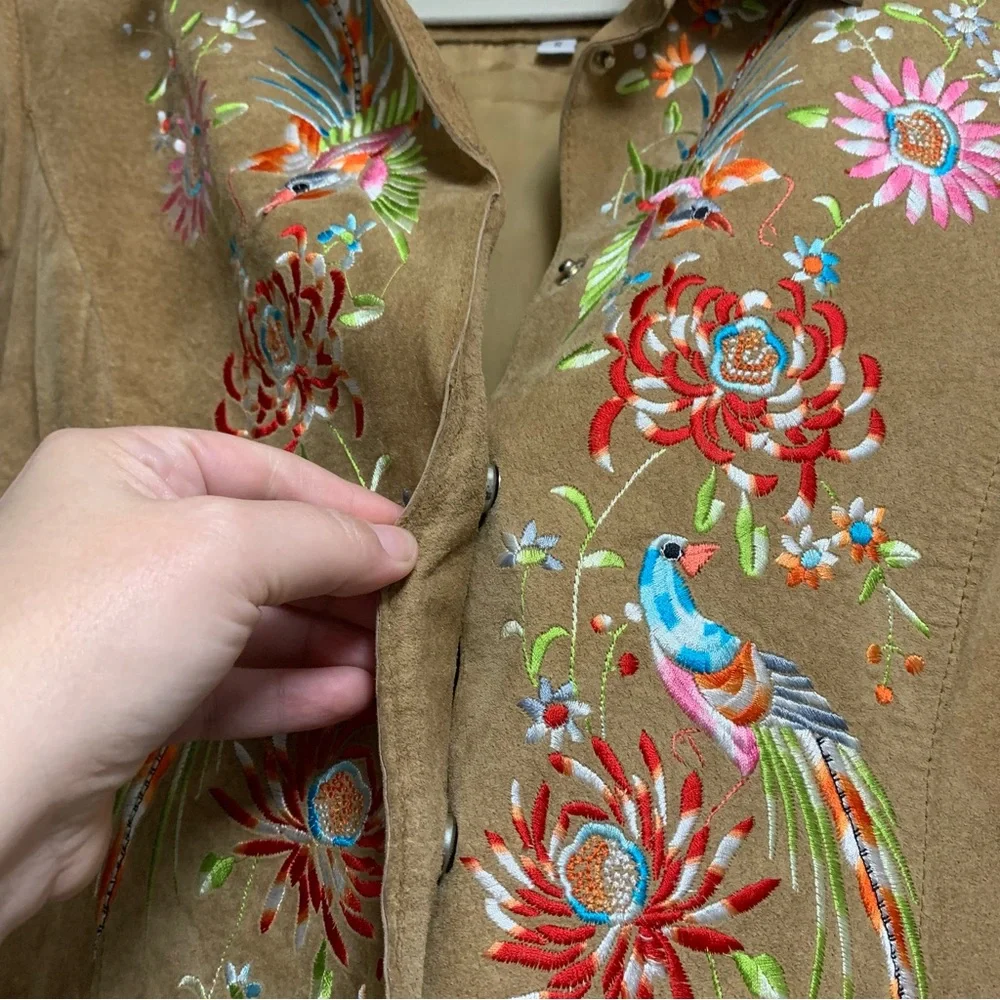 Vintage Avanti New York Small Tan Suede Leather Floral Bird Embroidered Jacket - Picture 7 of 15